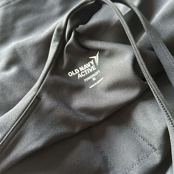 Sports bra, size medium. Never worn.  Old Navy. Black. - Picture 3 of 3